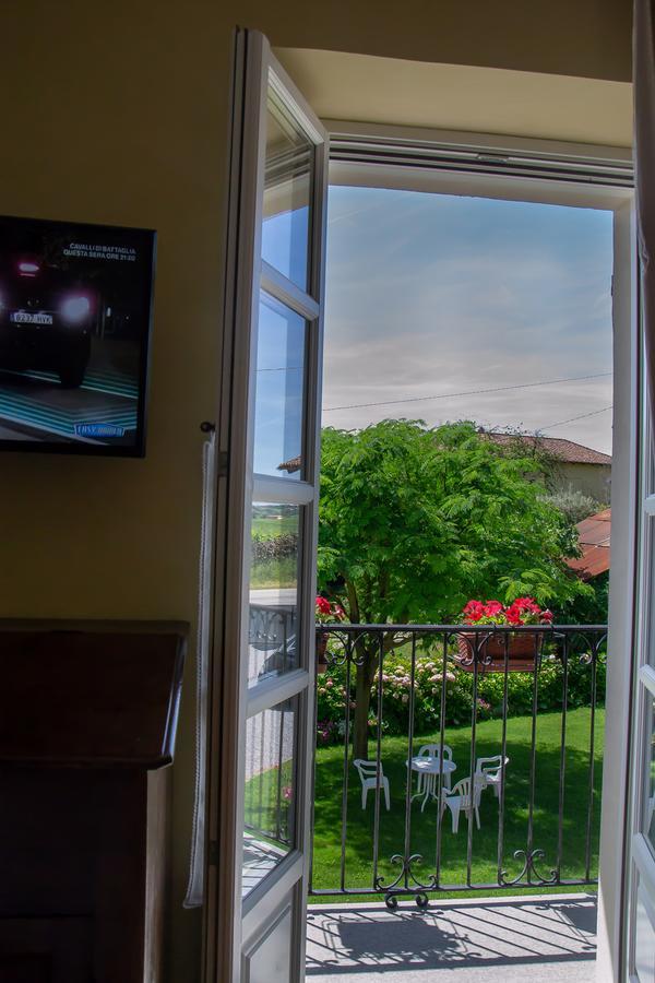 Ca D'I. Bed & Breakfast Magliano Alfieri Luaran gambar